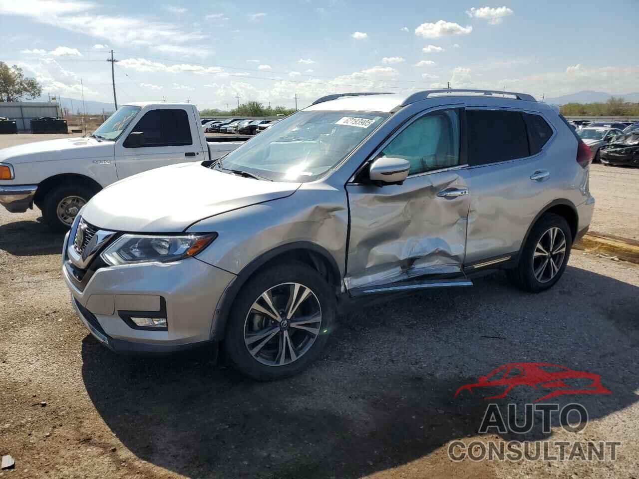 NISSAN ROGUE 2018 - 5N1AT2MT0JC739568