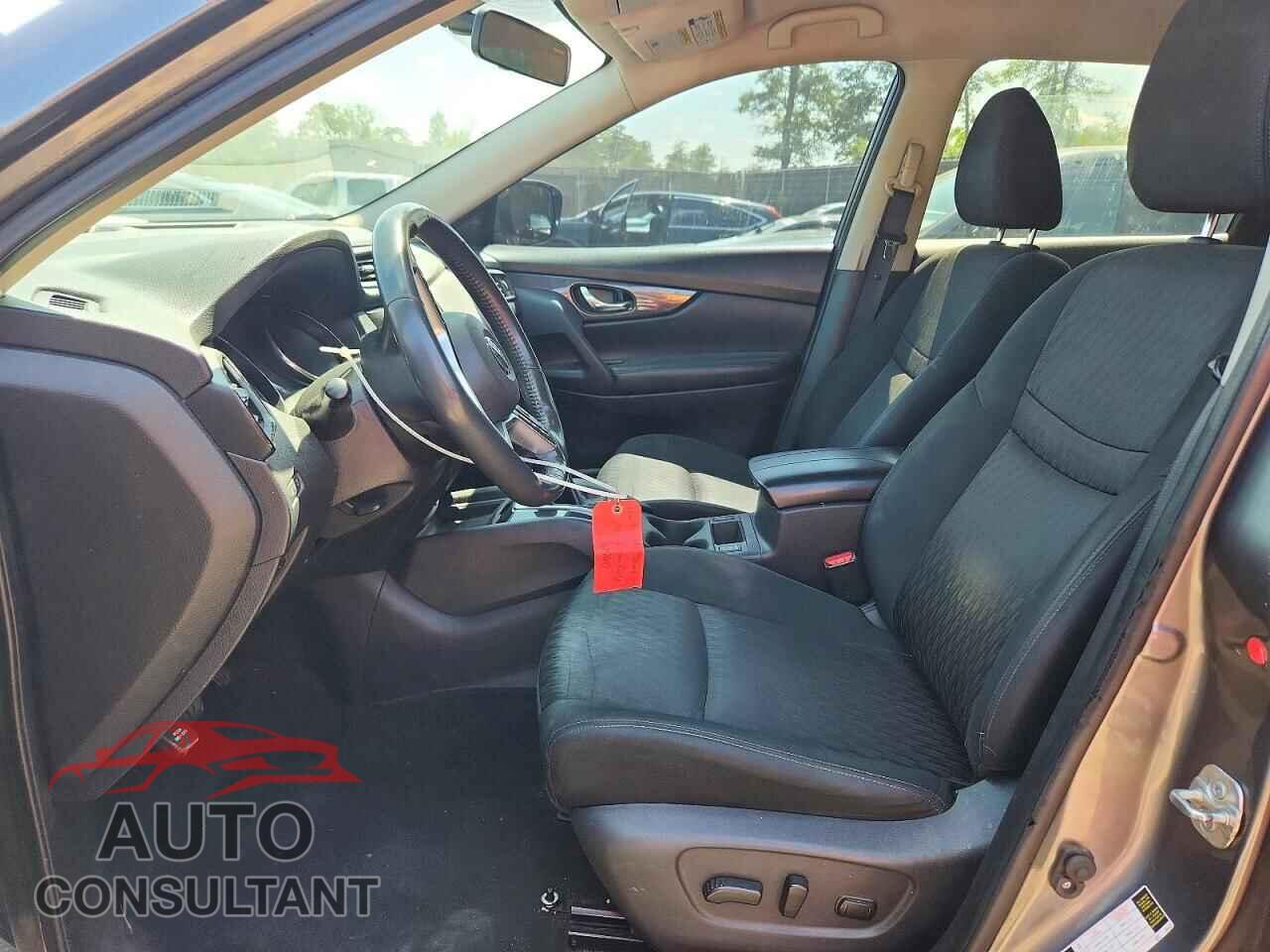 NISSAN ROGUE 2018 - KNMAT2MVXJP511706