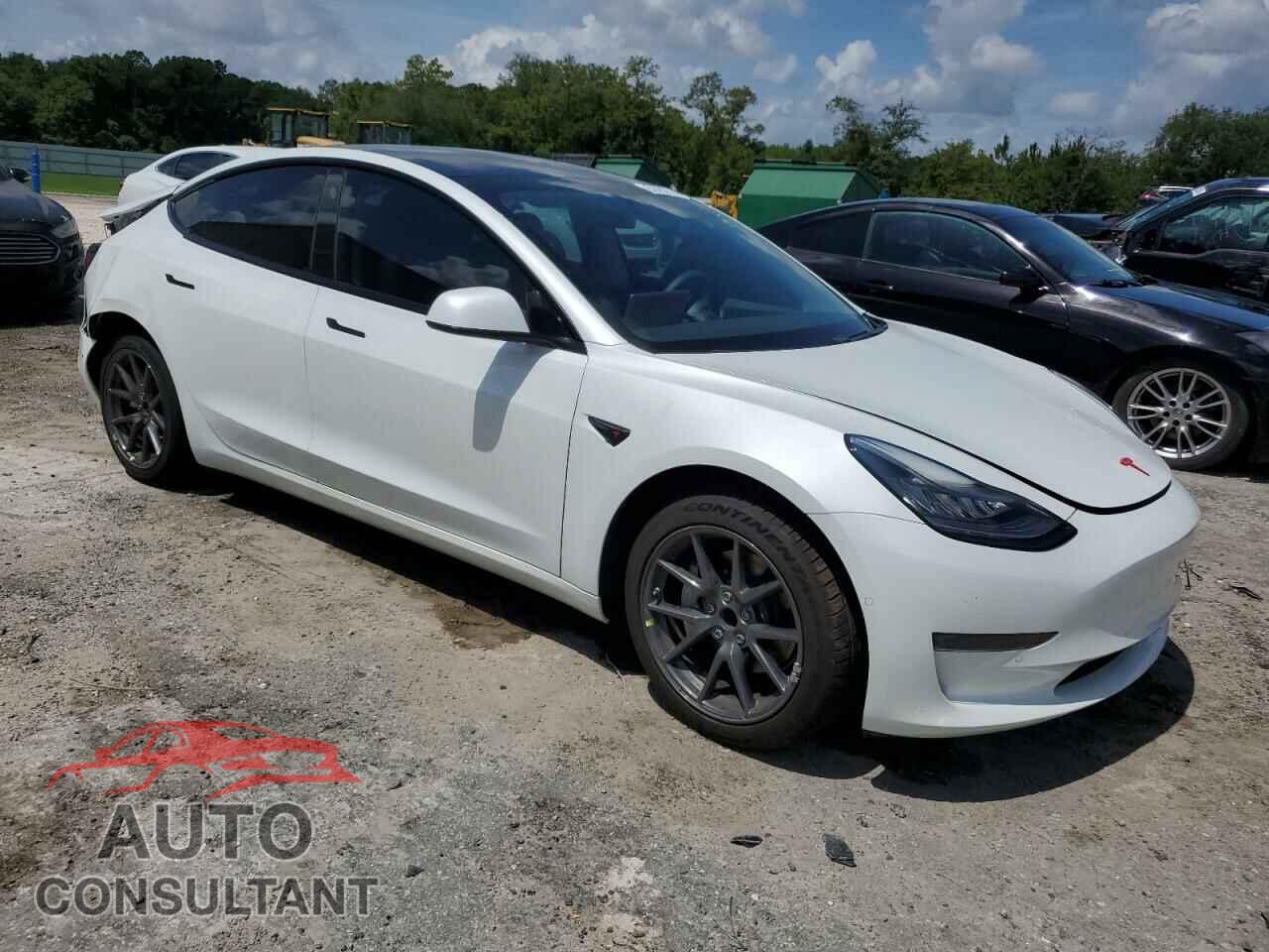 TESLA MODEL 3 2021 - 5YJ3E1EA4MF851621