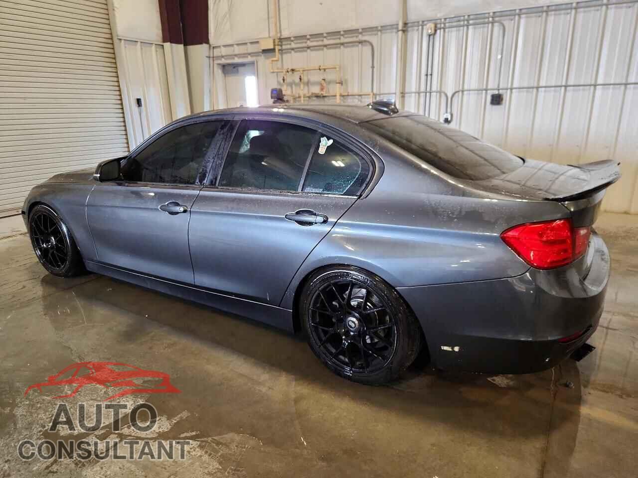 BMW 3 SERIES 2013 - WBA3B3C55DF538130