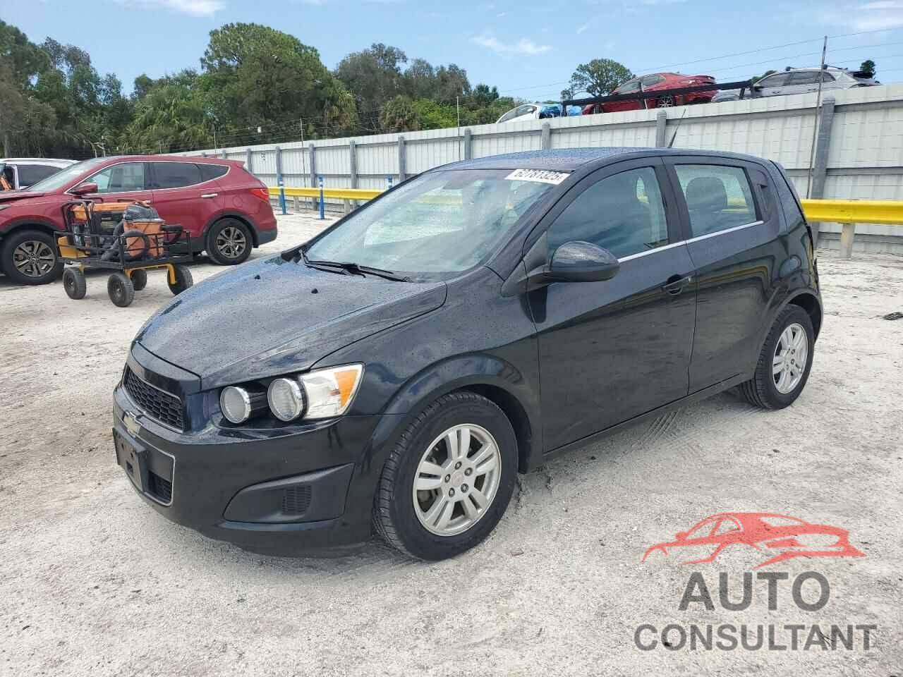CHEVROLET SONIC 2013 - 1G1JC6SB1D4159565