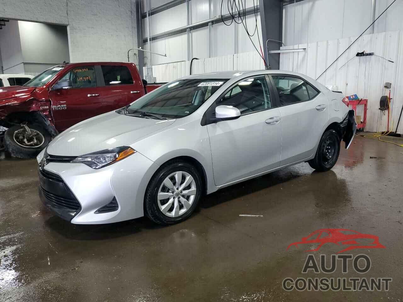 TOYOTA COROLLA 2018 - 2T1BURHE5JC121664