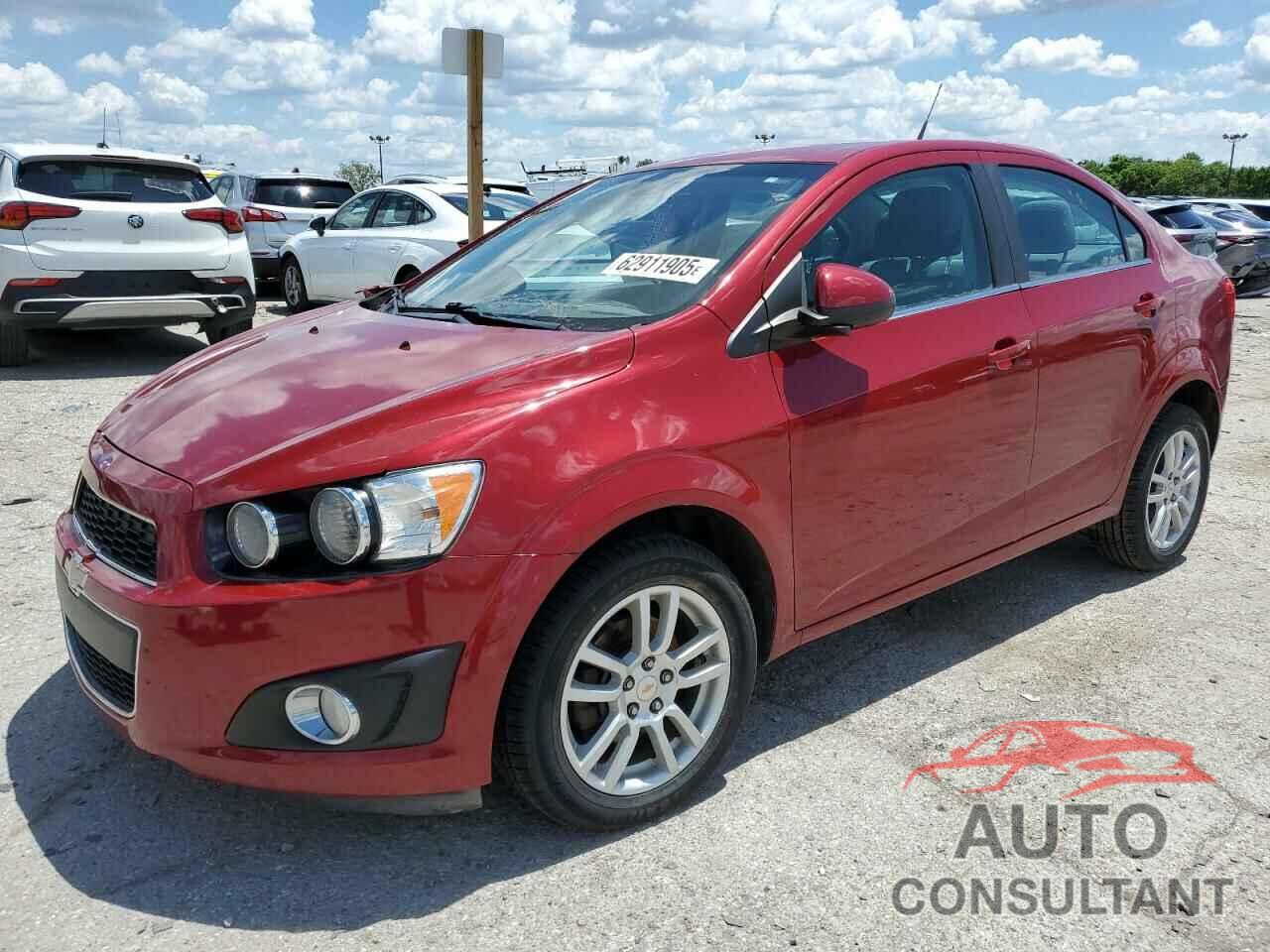 CHEVROLET SONIC 2012 - 1G1JC5SH6C4148106
