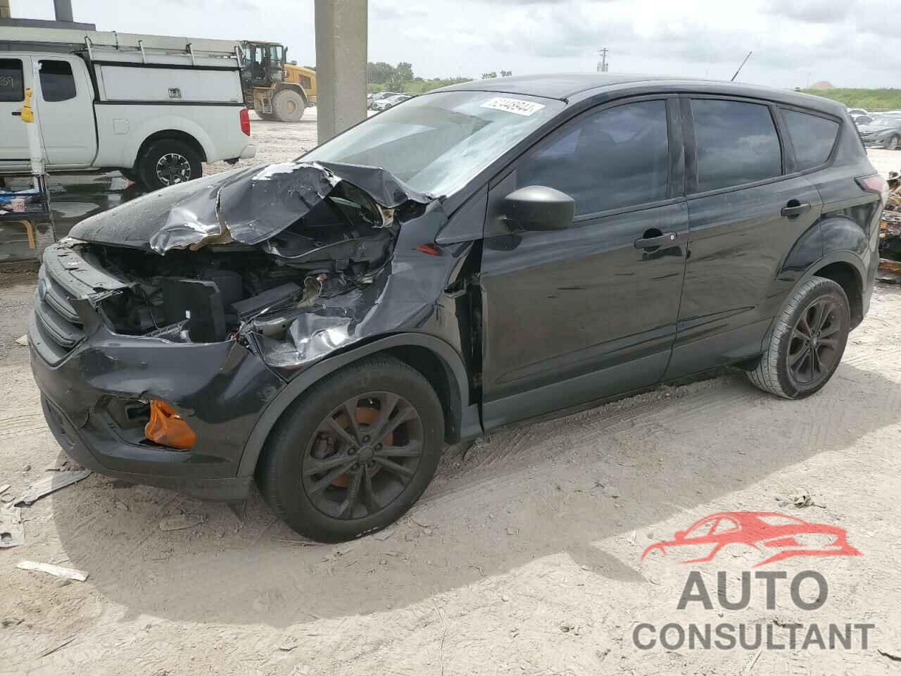FORD ESCAPE 2018 - 1FMCU0F73JUA33330