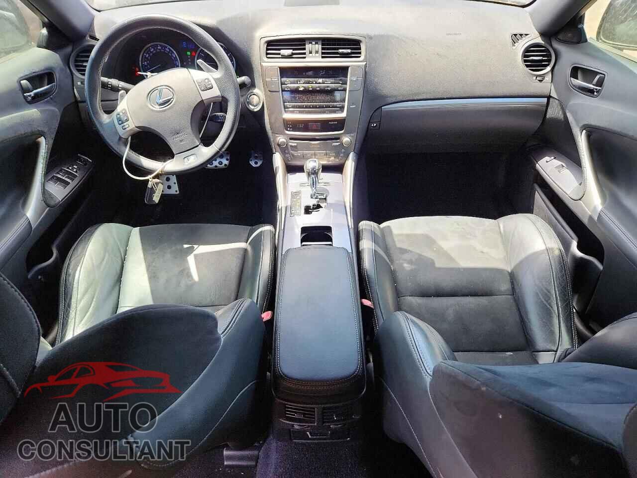 LEXUS IS 2012 - JTHBF5C22C5161005