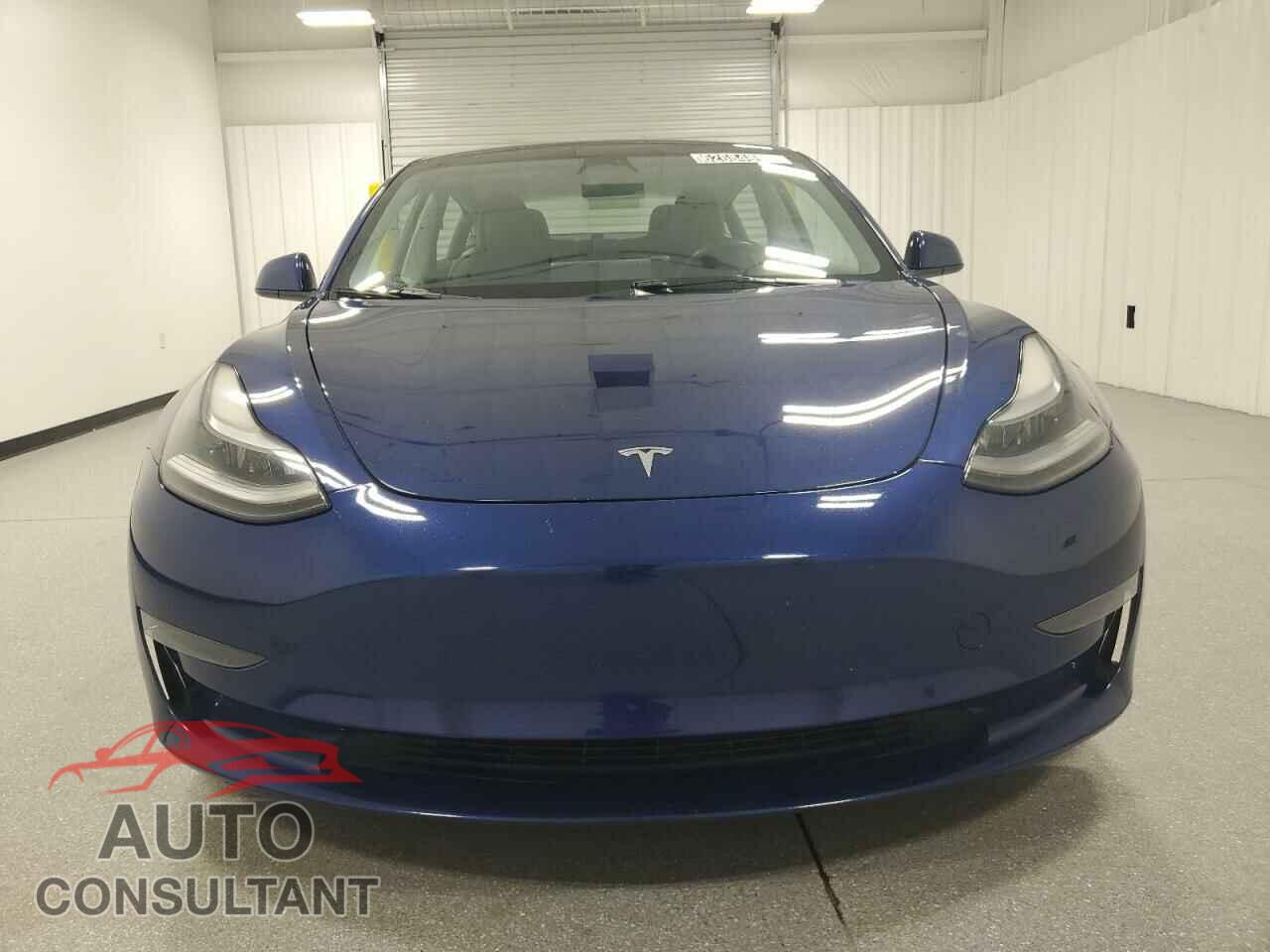 TESLA MODEL 3 2023 - 5YJ3E1EAXPF449526