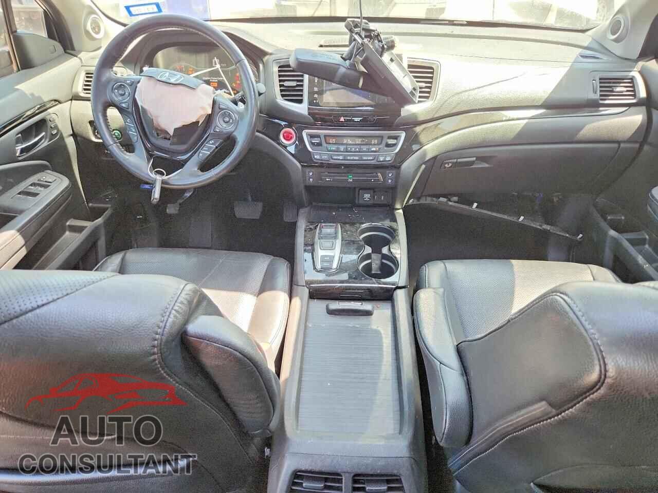 HONDA PILOT 2017 - 5FNYF6H09HB084776