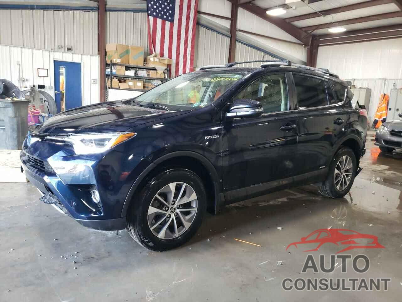 TOYOTA RAV4 2018 - JTMRJREV4JD236948