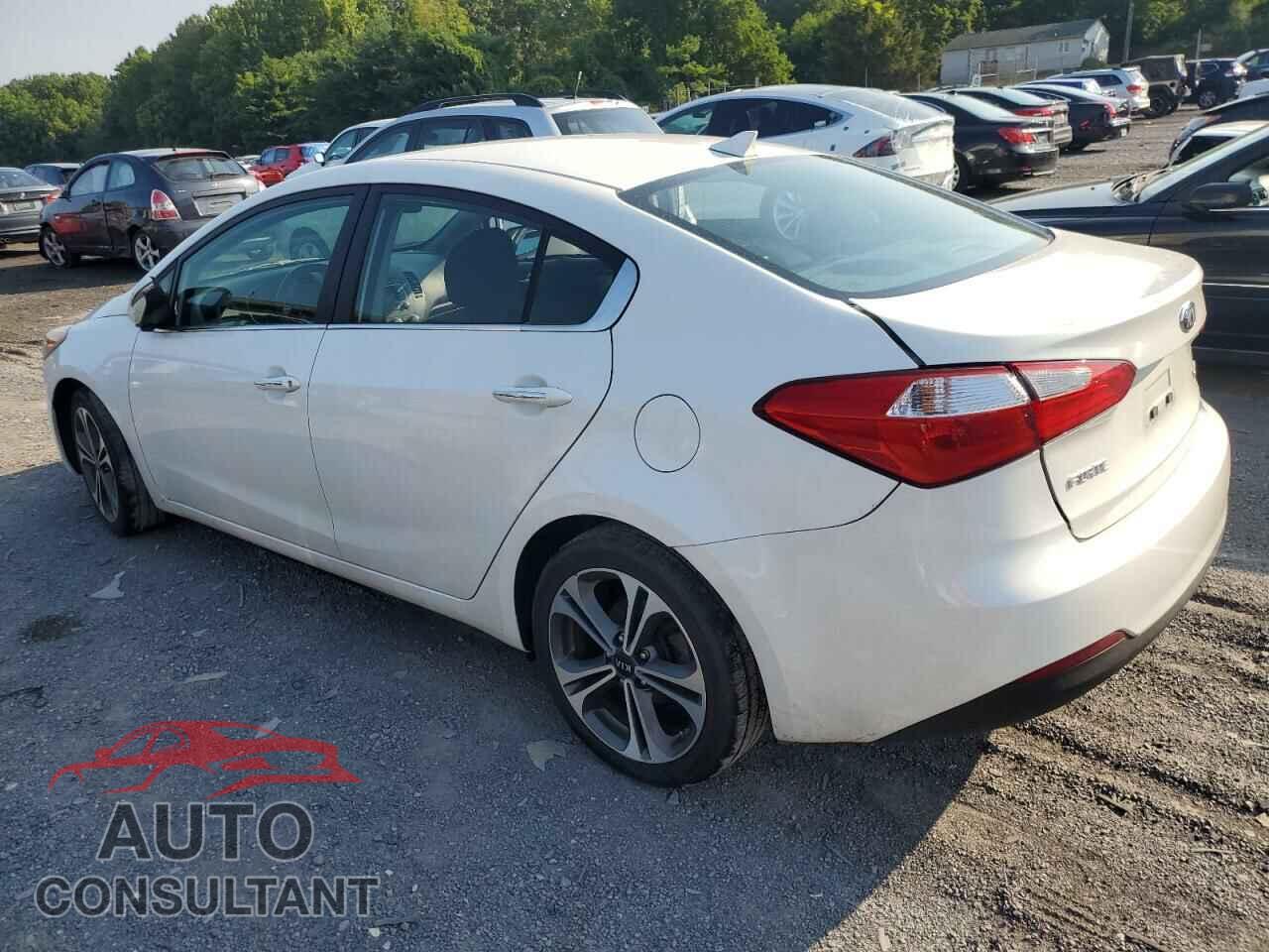 KIA FORTE 2016 - KNAFX4A86G5491069