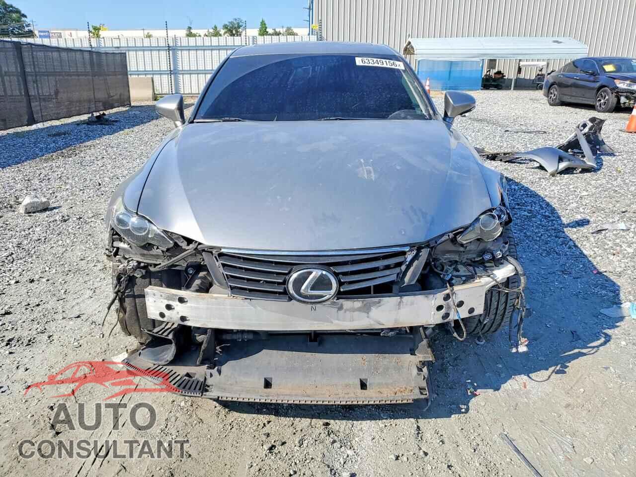 LEXUS IS 2016 - JTHBA1D21G5003217