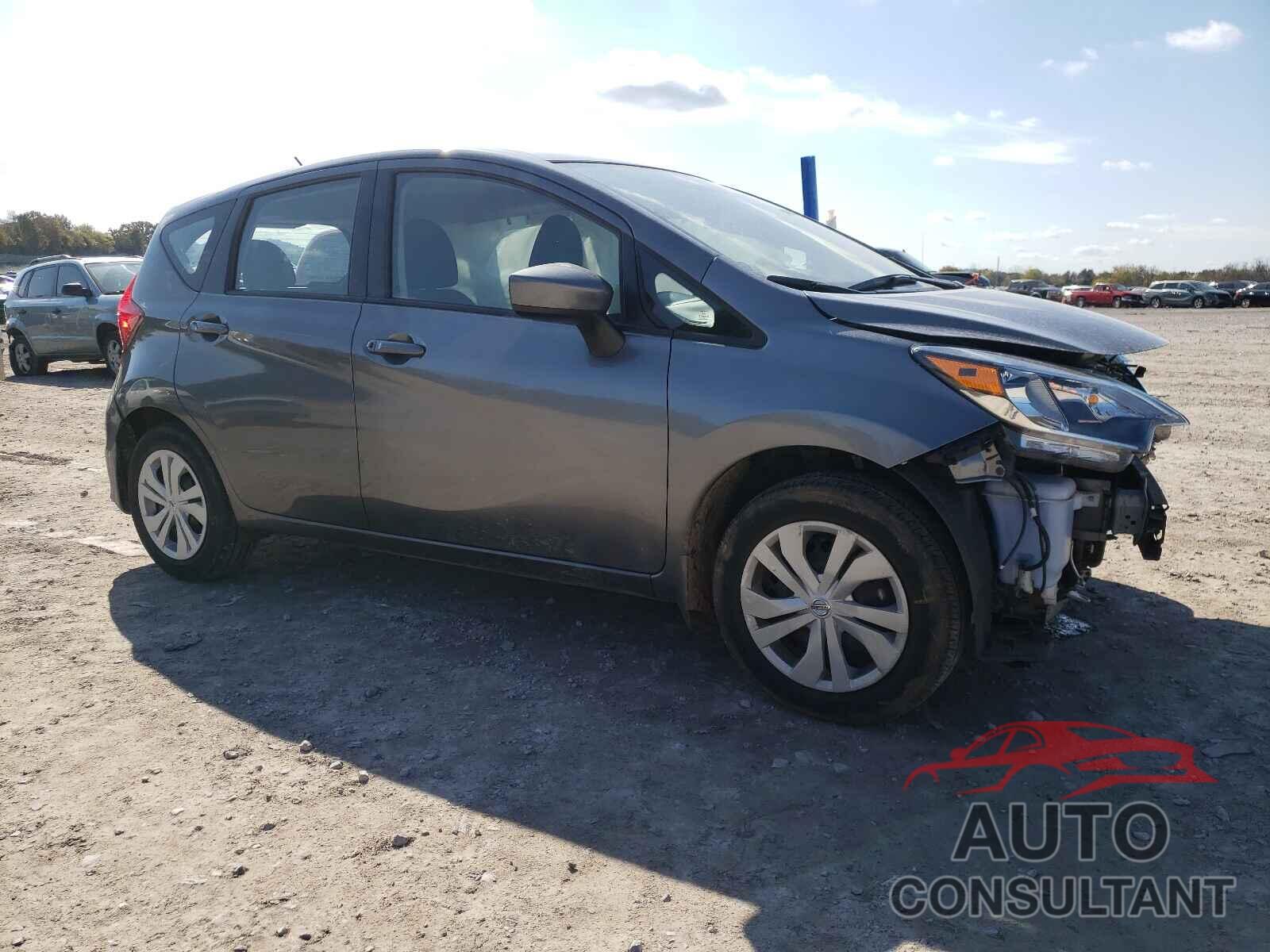 NISSAN VERSA 2018 - 3N1CE2CP4JL354288