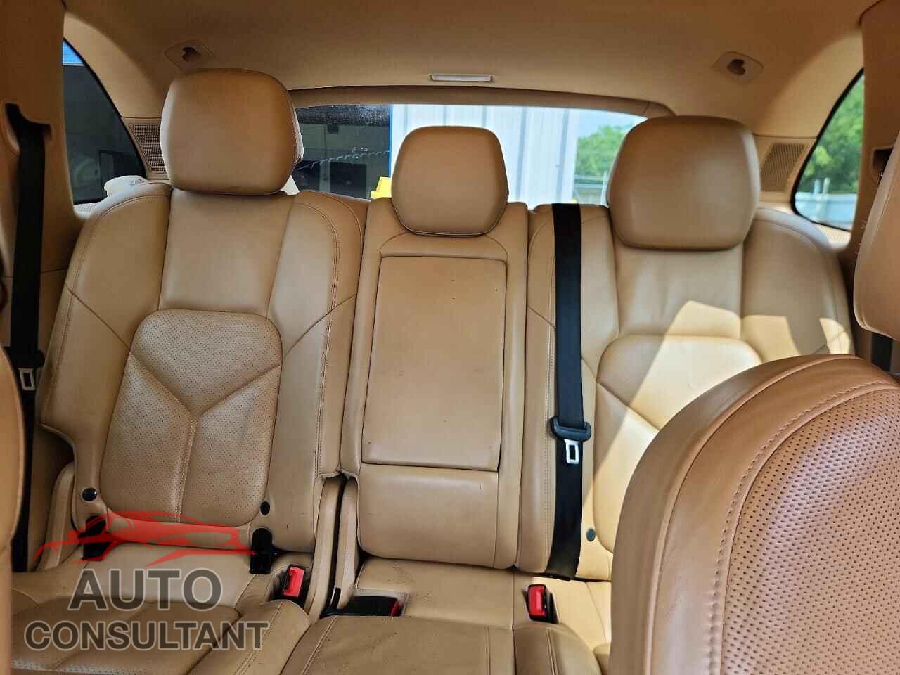PORSCHE CAYENNE 2013 - WP1AA2A26DLA00648
