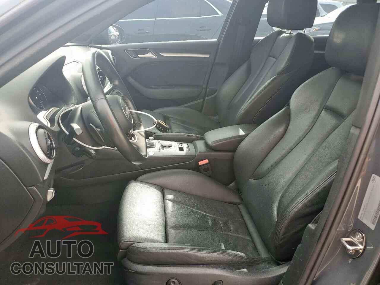 AUDI A3 2017 - WAUUPBFF2HA084880