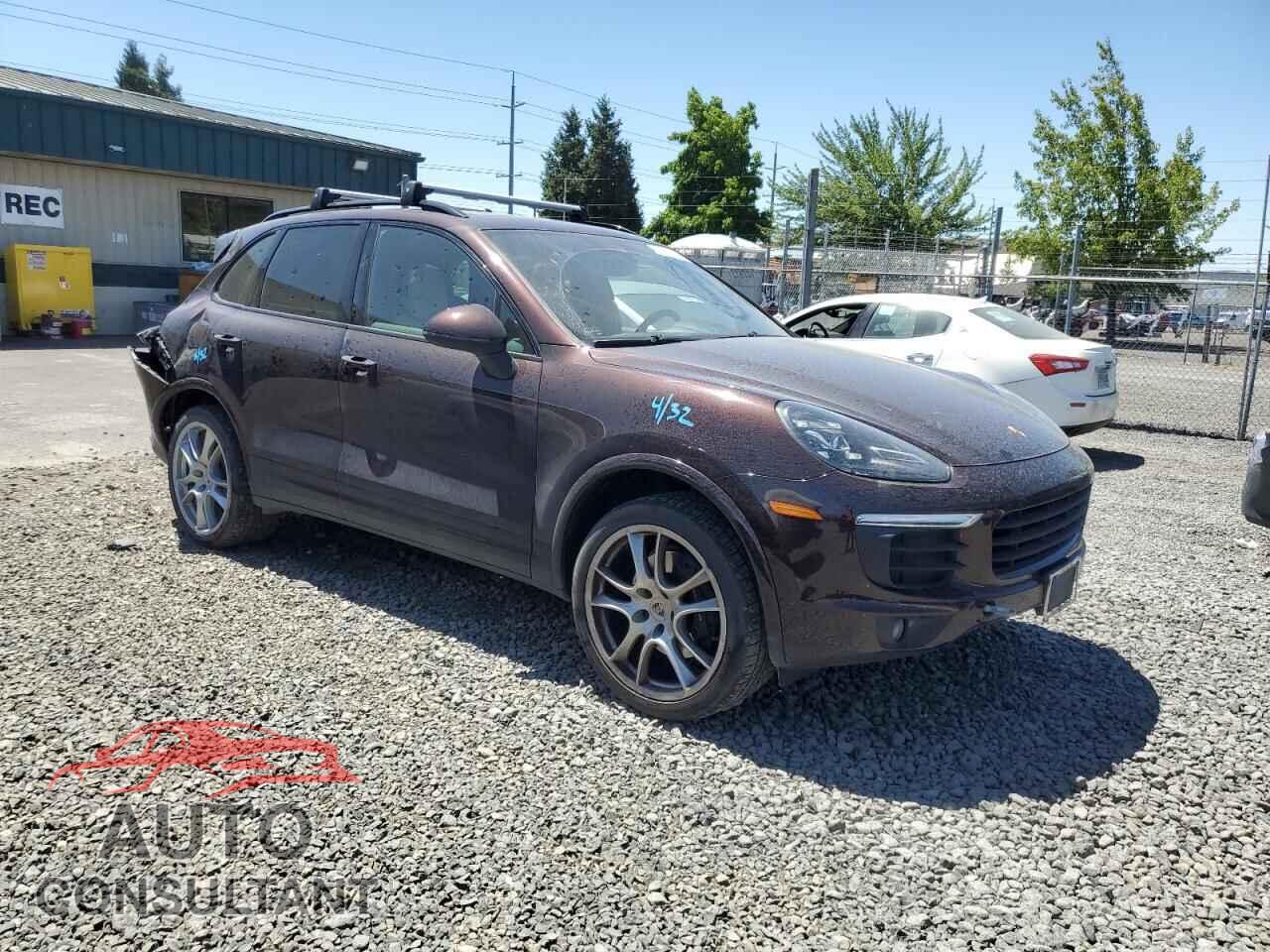 PORSCHE CAYENNE 2017 - WP1AA2A25HKA90466
