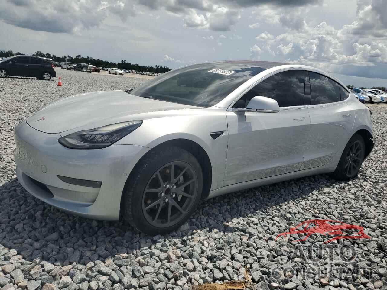 TESLA MODEL 3 2018 - 5YJ3E1EA5JF016591
