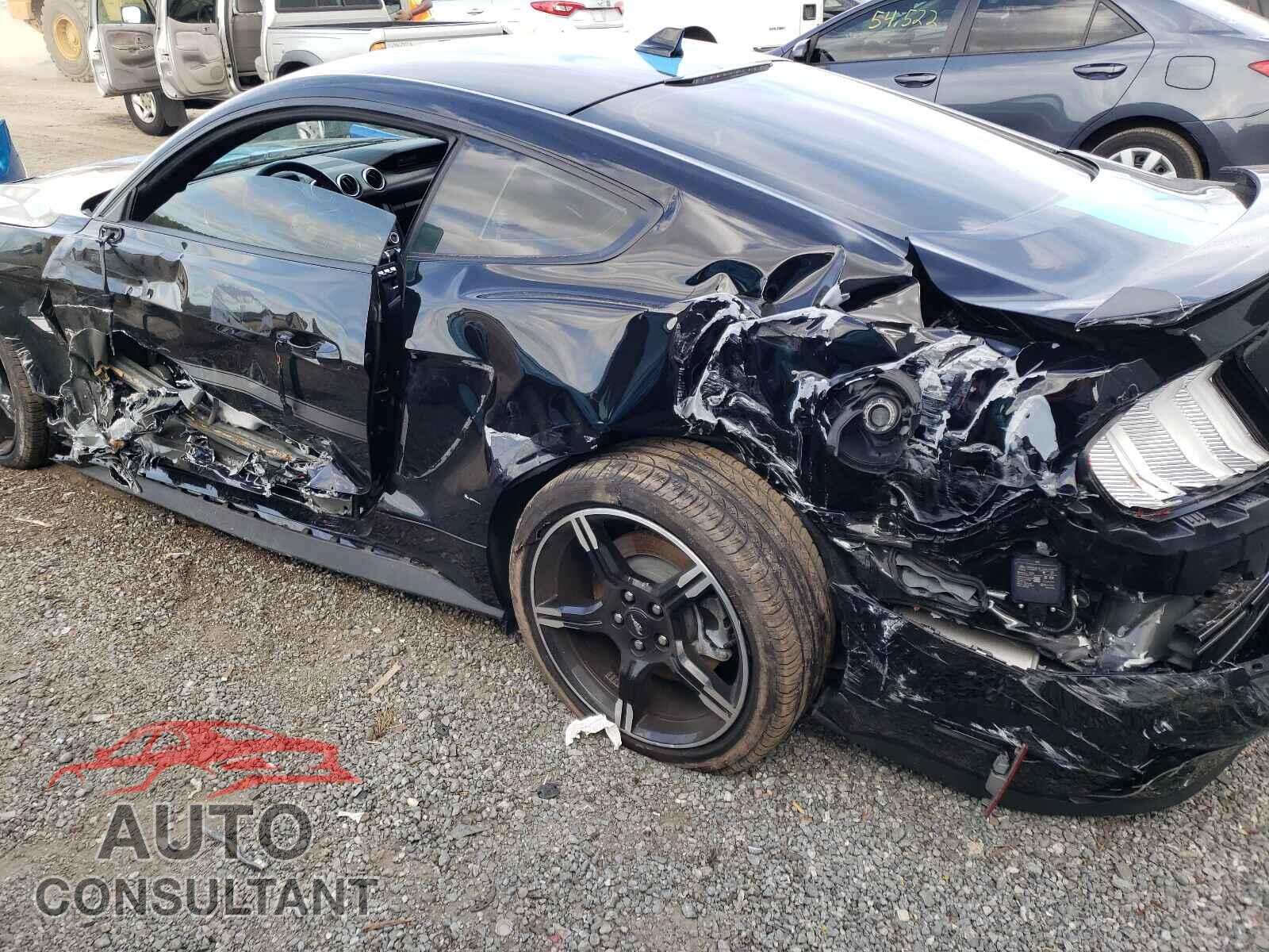 FORD MUSTANG 2020 - 1FA6P8CF2L5175111