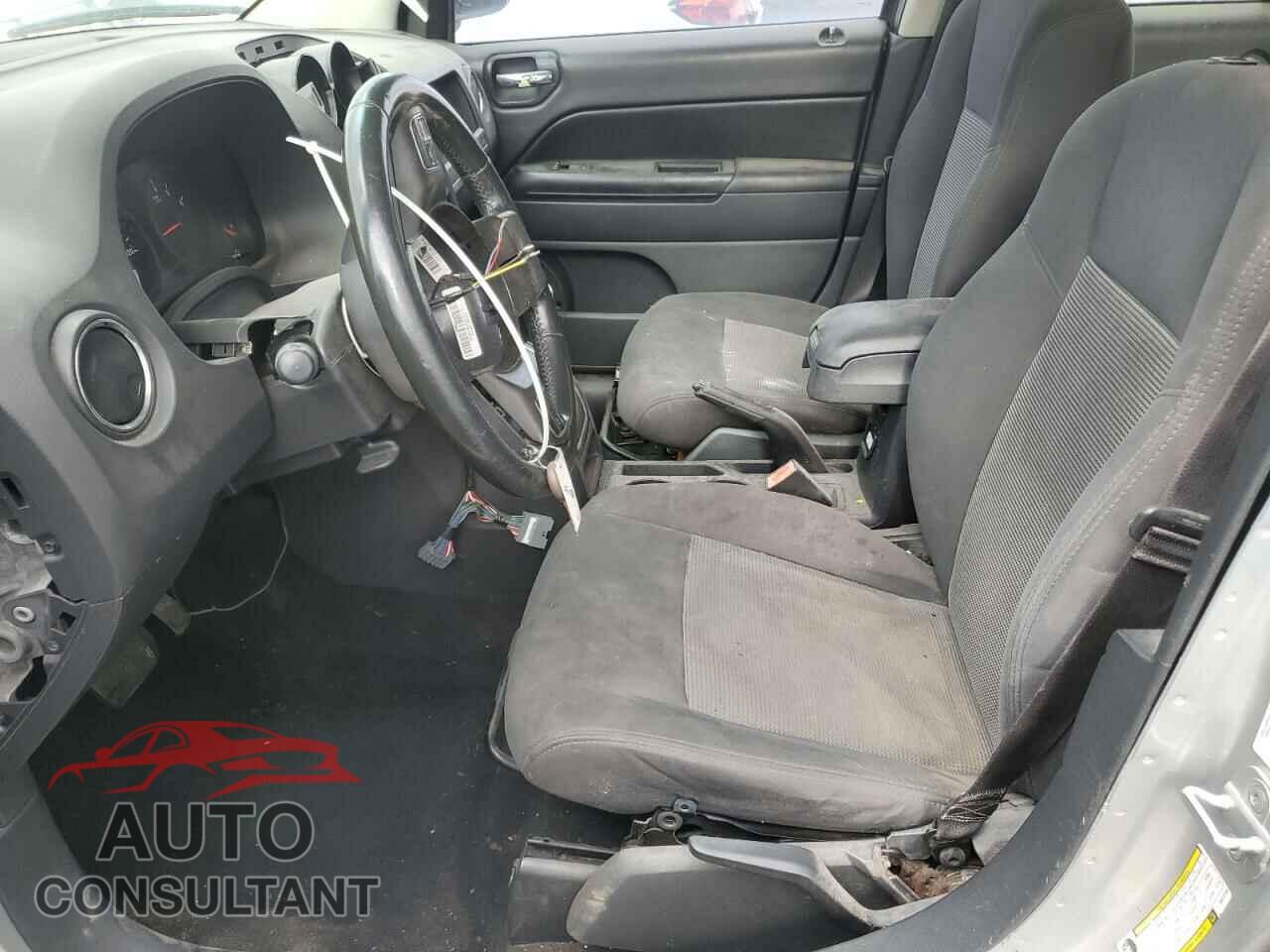 JEEP COMPASS 2011 - 1J4NT1FB8BD272104