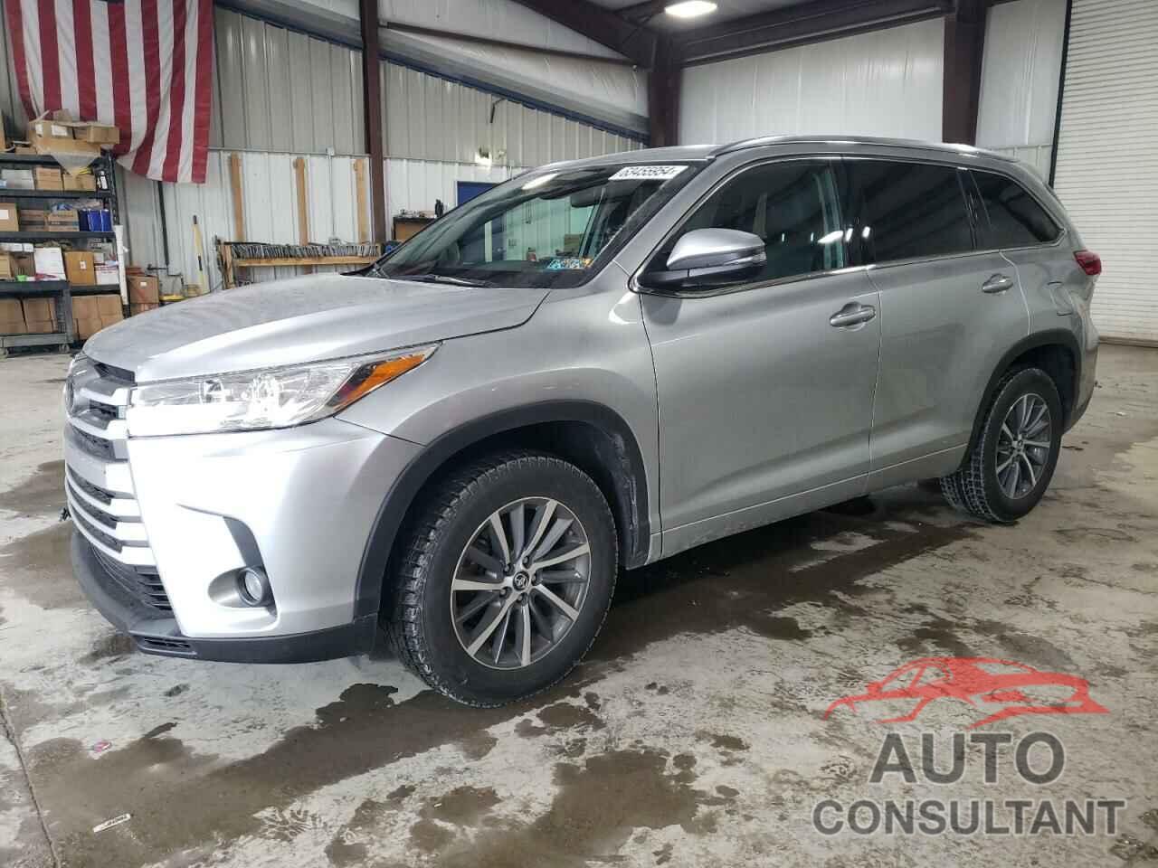 TOYOTA HIGHLANDER 2018 - 5TDKZRFH2JS545986