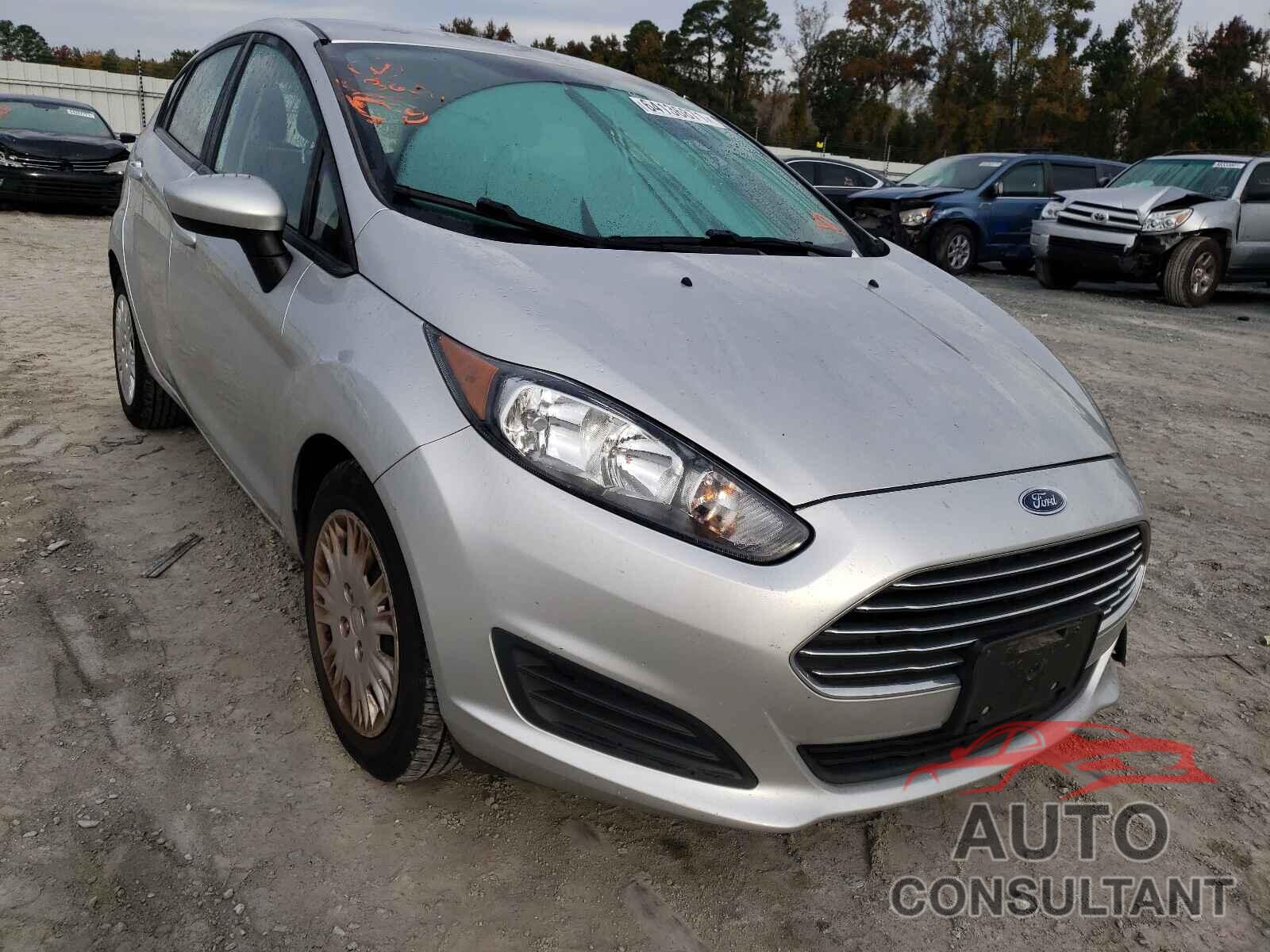 FORD FIESTA 2017 - 3FADP4TJ2HM159867
