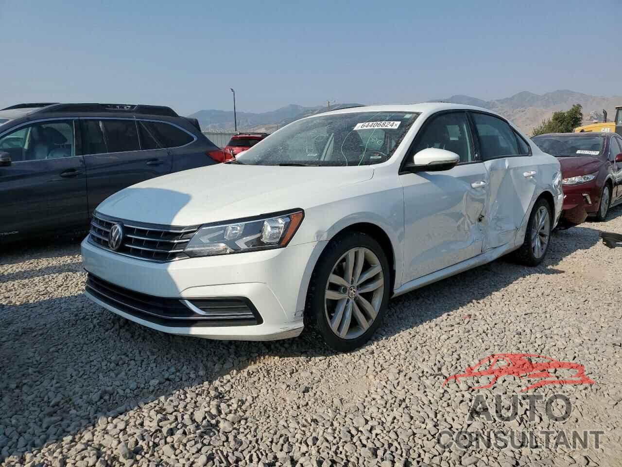 VOLKSWAGEN PASSAT 2019 - 1VWLA7A39KC009001