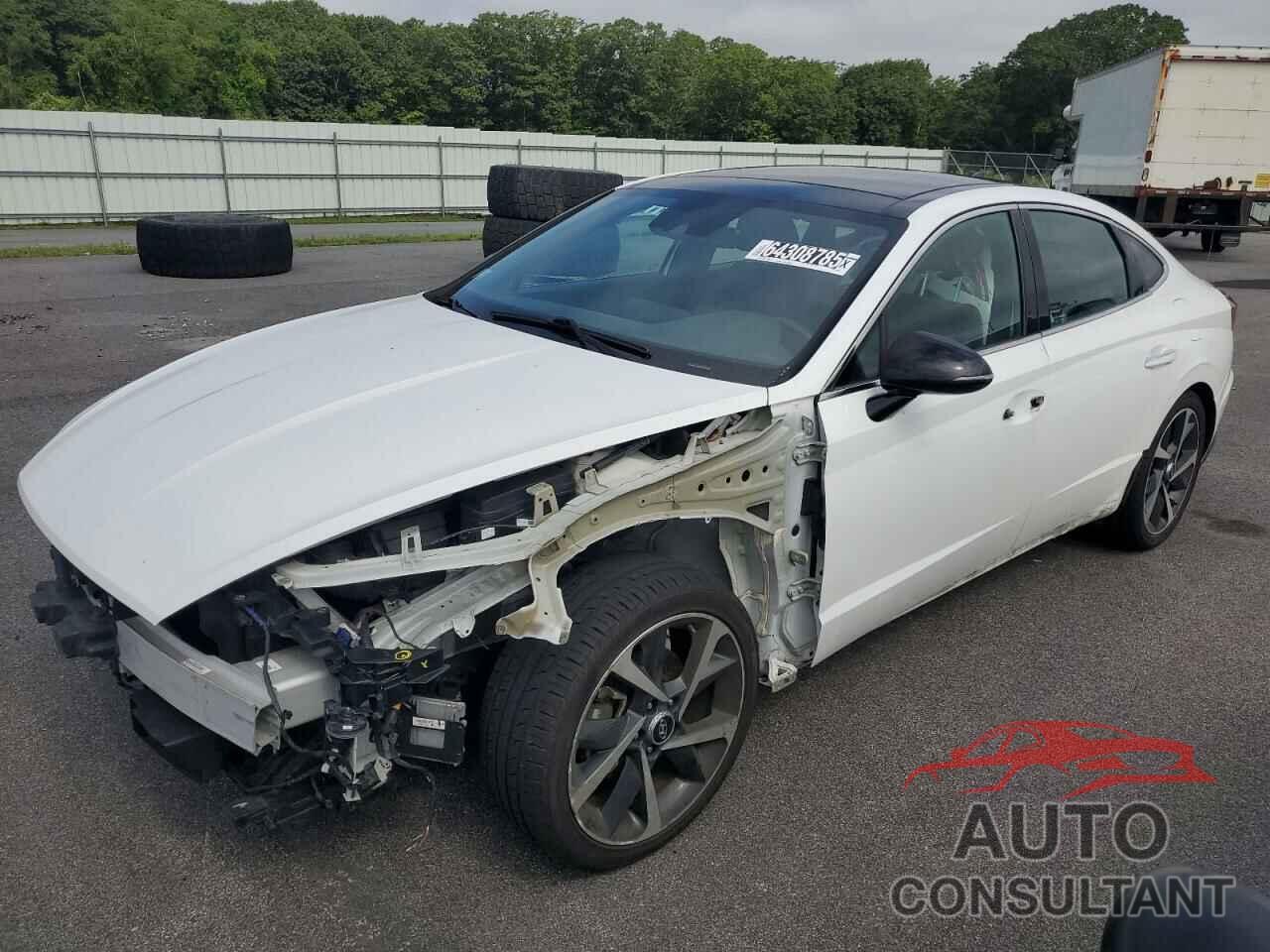 HYUNDAI SONATA 2023 - KMHL44J26PA273548