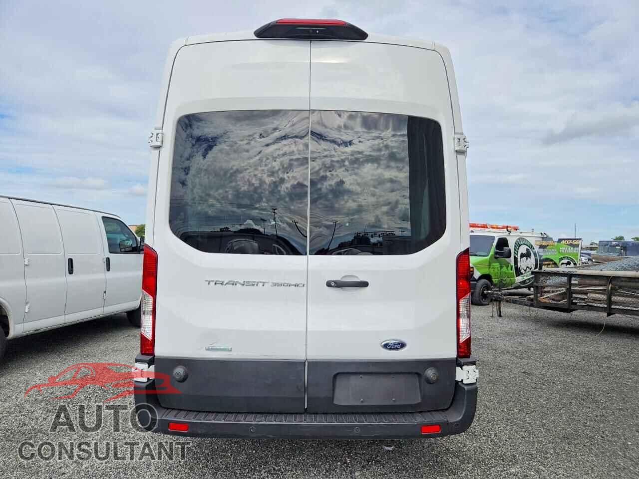 FORD TRANSIT 2024 - 1FBVU4XG7RKA23530