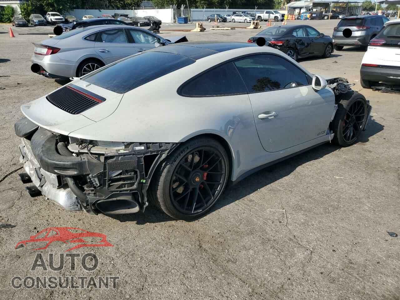 PORSCHE 911 2018 - WP0AB2A93JS122882