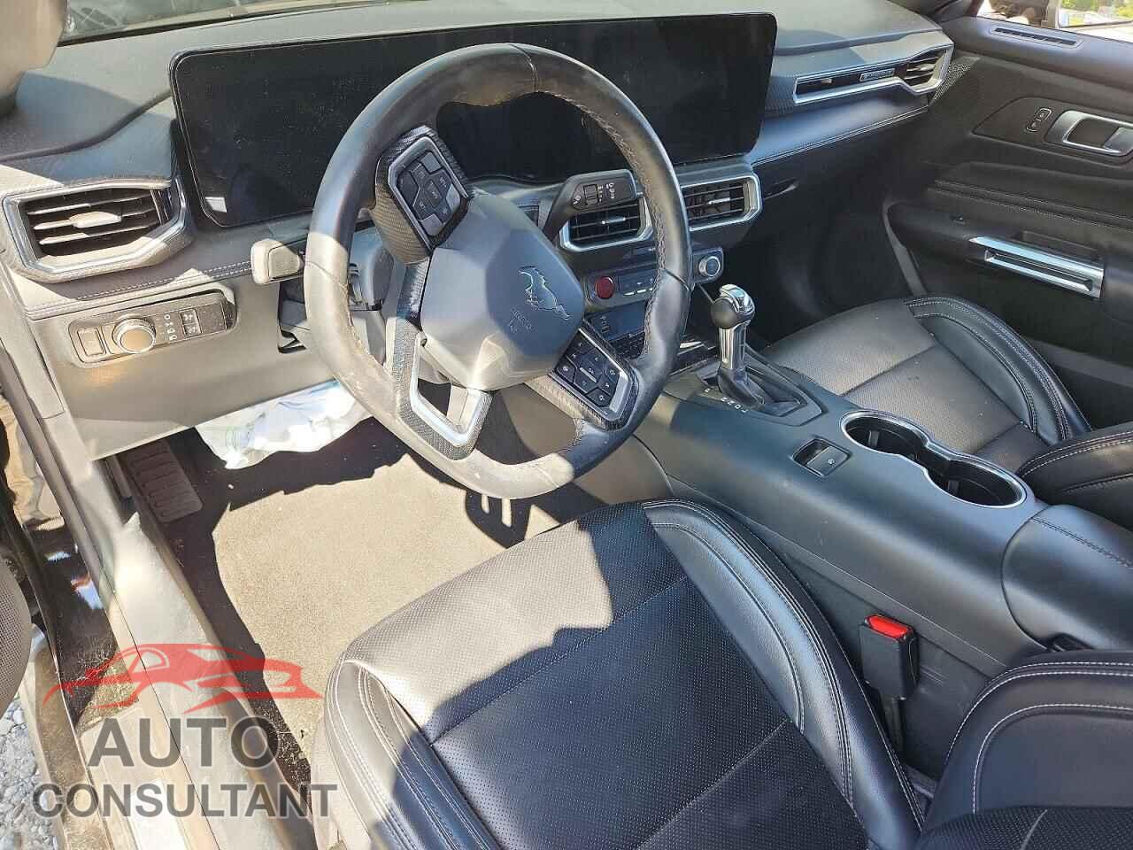 FORD MUSTANG 2024 - 1FA6P8TH1R5120904