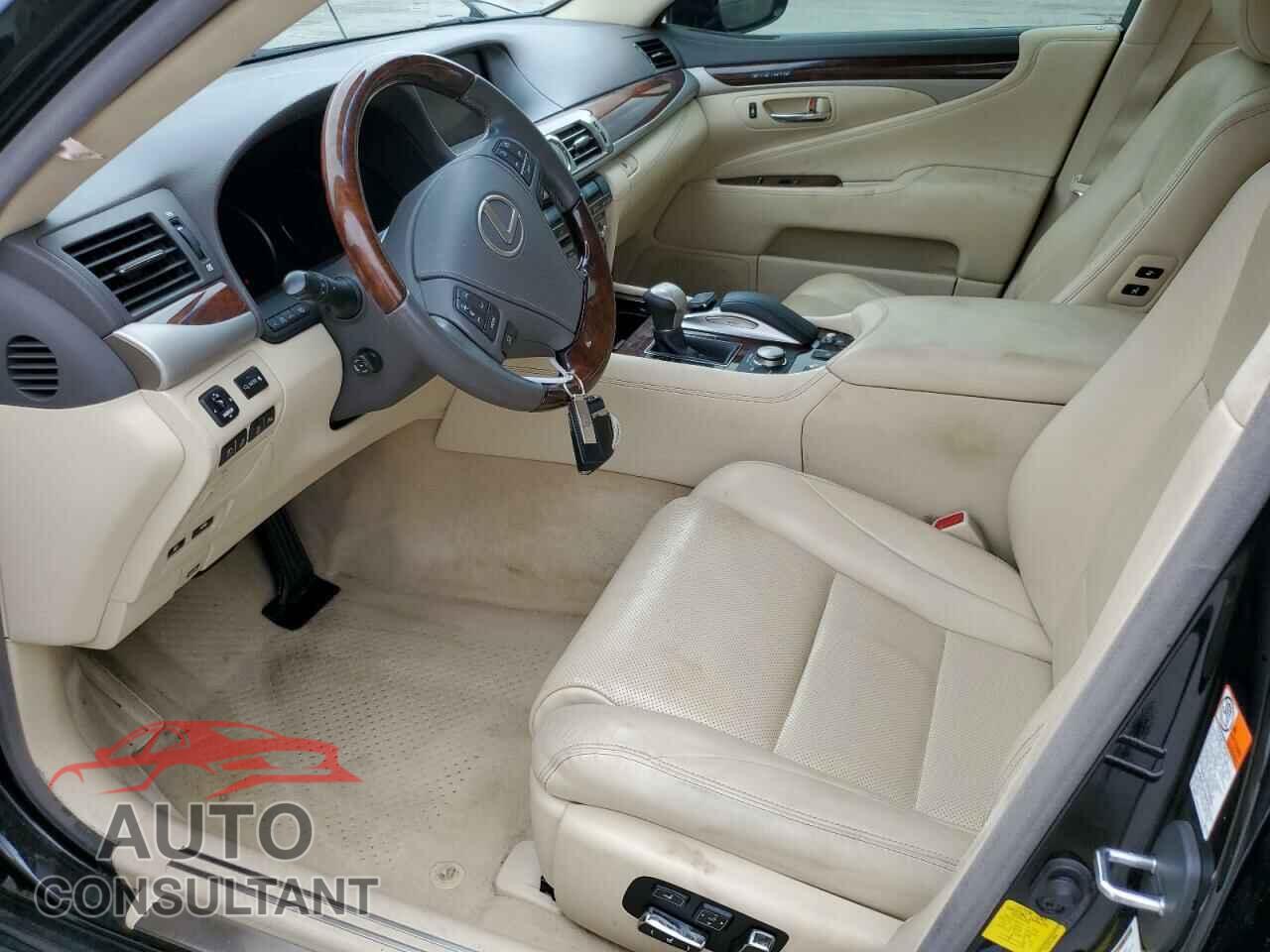 LEXUS LS460 2016 - JTHBL5EF9G5140845