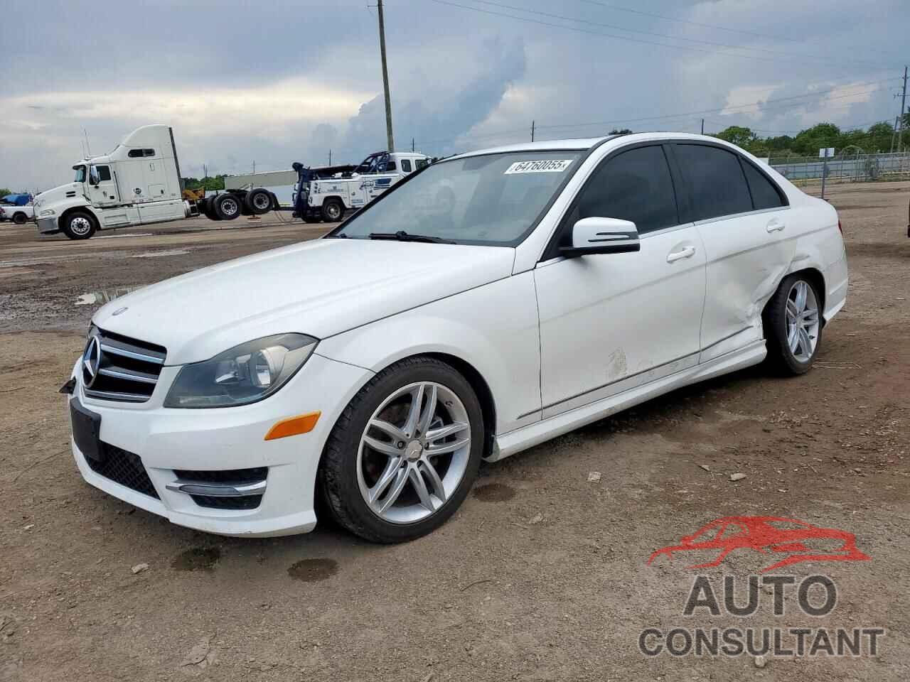 MERCEDES-BENZ C-CLASS 2013 - WDDGF4HB9DF977043