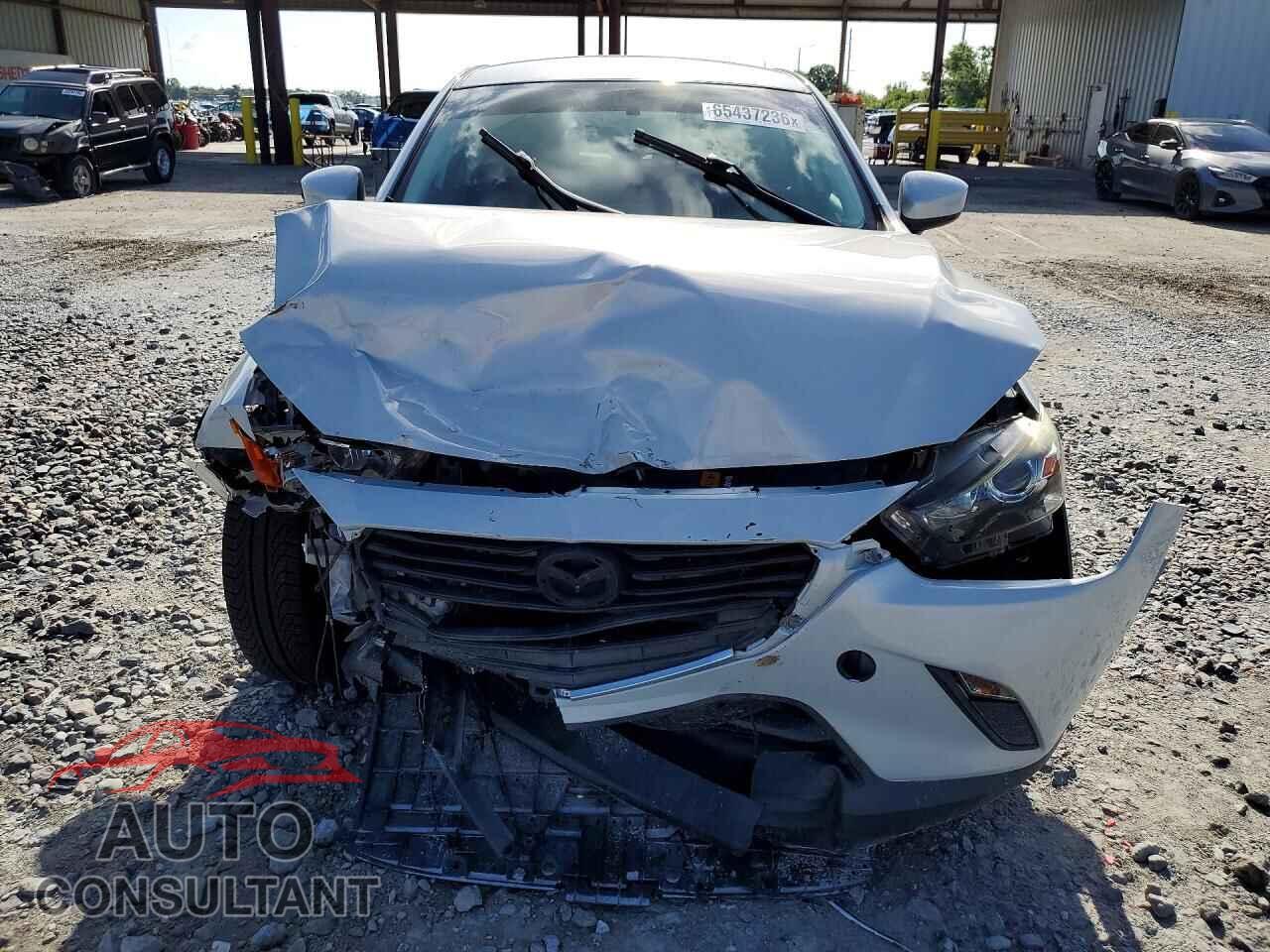 MAZDA CX-3 2017 - JM1DKFB79H0170877