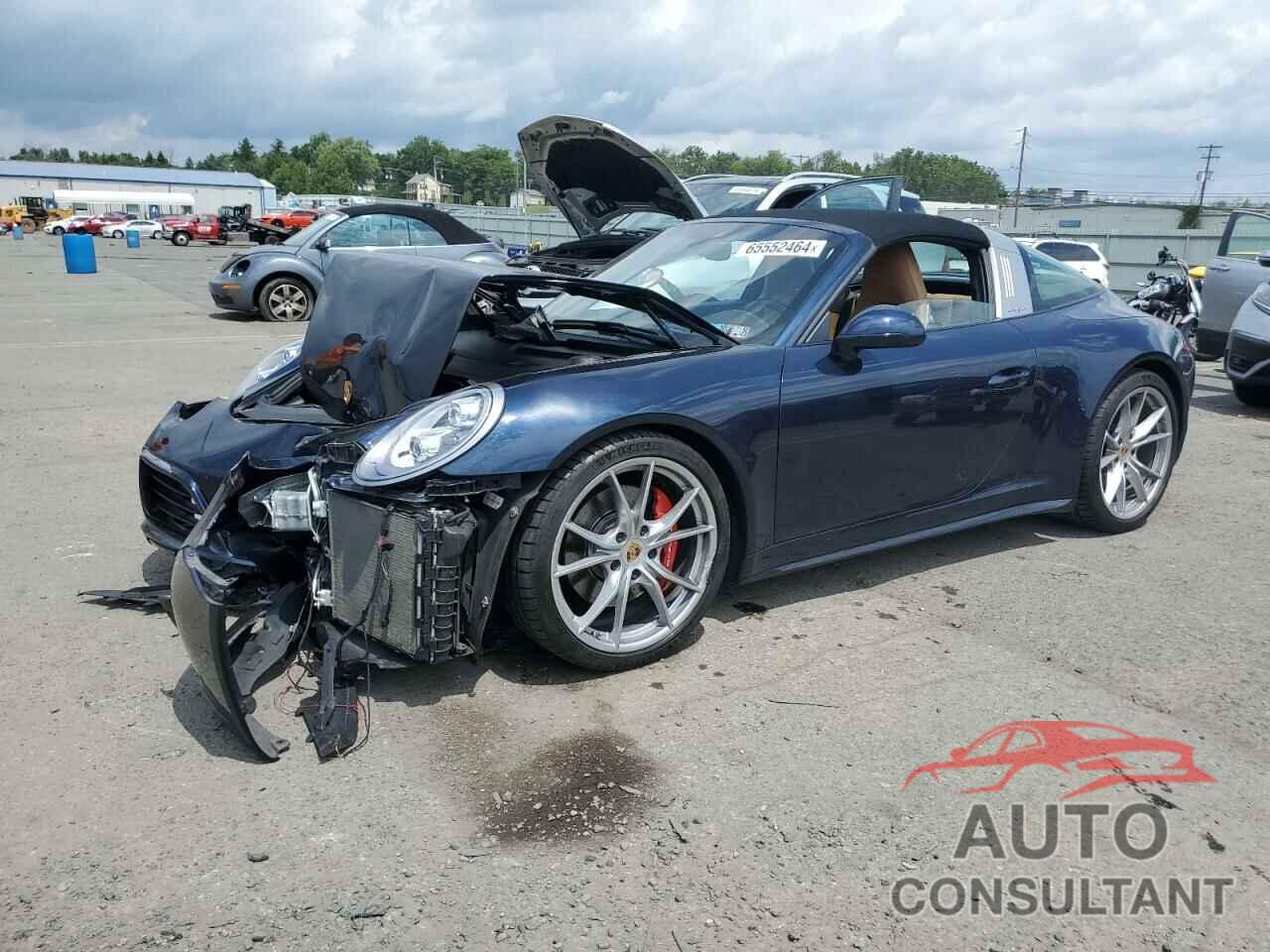 PORSCHE 911 2019 - WP0BB2A95KS125790