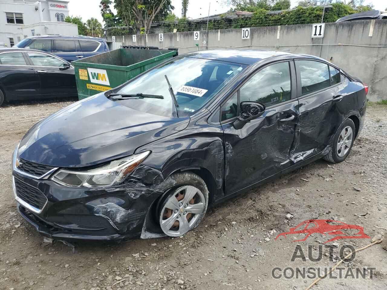 CHEVROLET CRUZE 2018 - 1G1BC5SM9J7168671