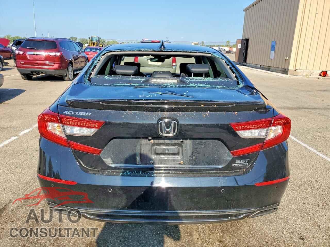 HONDA ACCORD 2018 - 1HGCV2F94JA024590