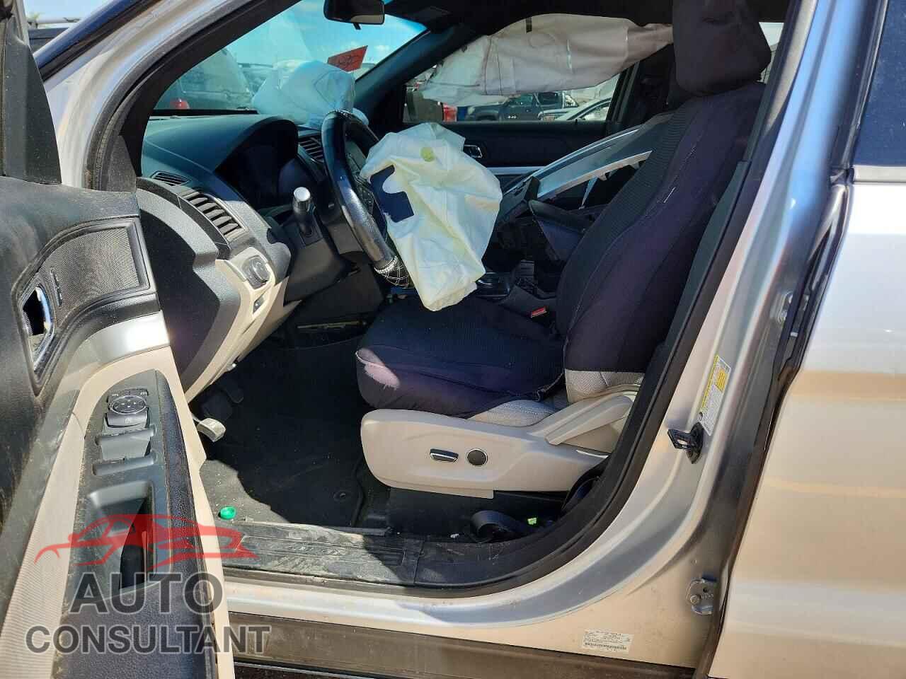 FORD EXPLORER 2018 - 1FM5K8B83JGB95307