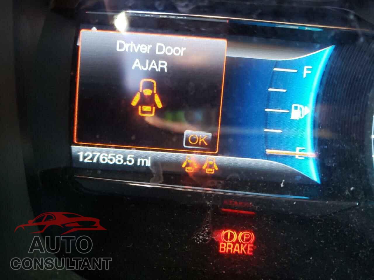 FORD TAURUS 2016 - 1FAHP2E85GG106900