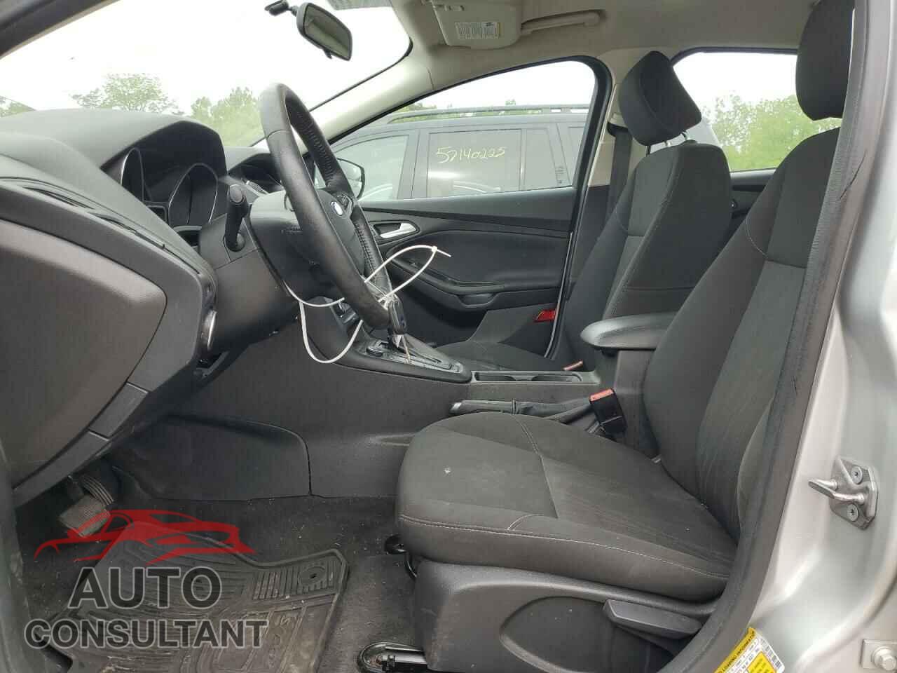 FORD FOCUS 2017 - 1FADP3F20HL281160