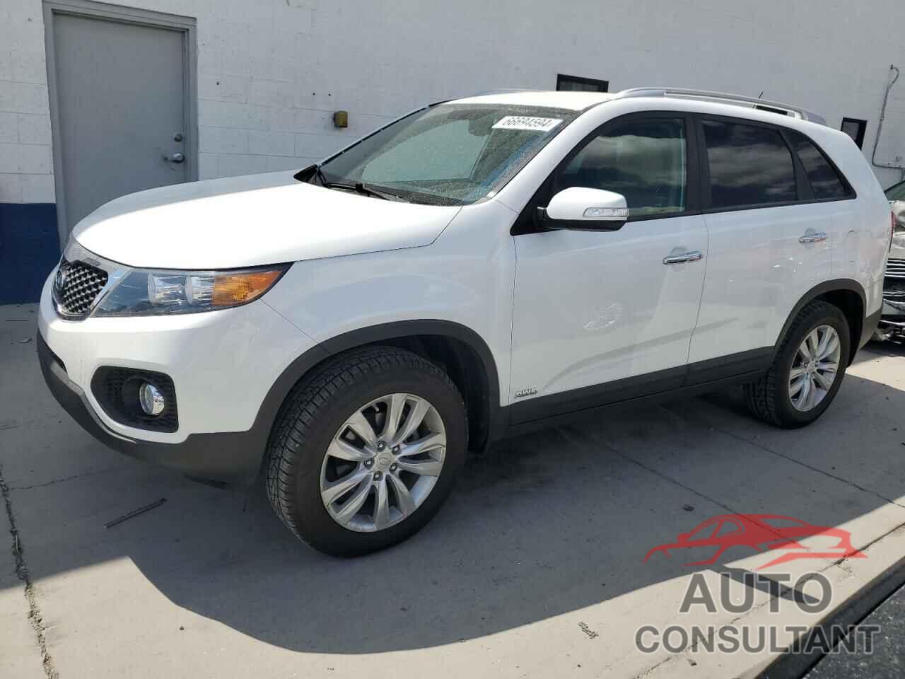 KIA SORENTO 2011 - 5XYKTDA25BG072963