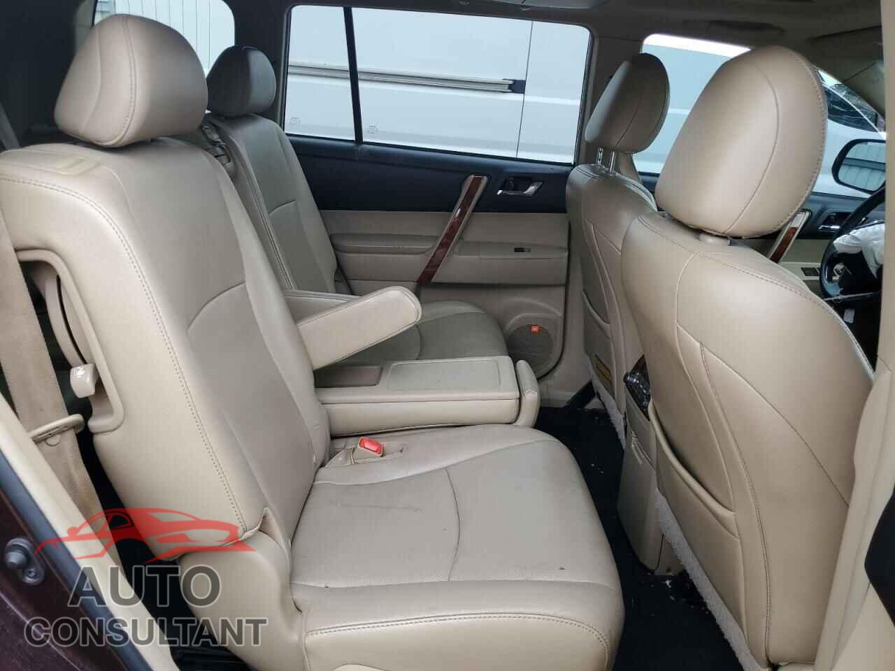 TOYOTA HIGHLANDER 2012 - 5TDDK3EH2CS095979