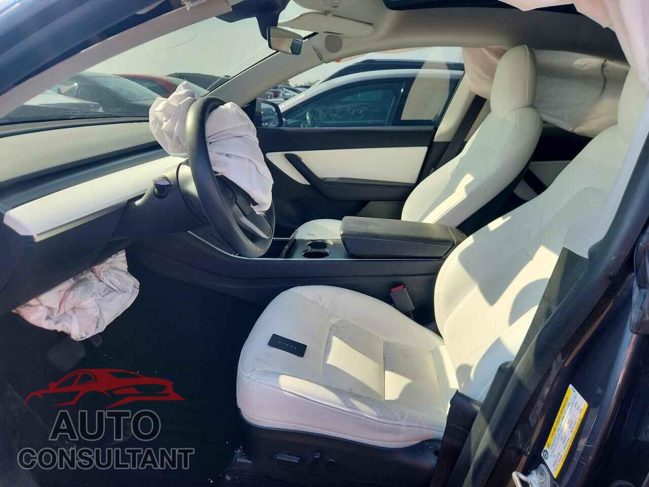 TESLA MODEL Y 2020 - 5YJYGDEEXLF017968