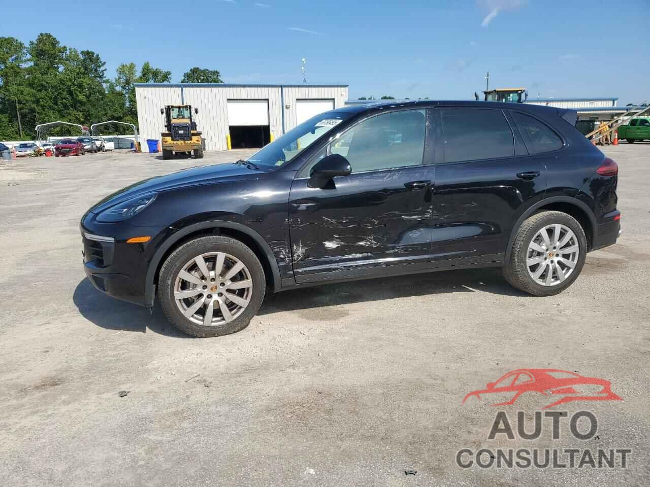PORSCHE CAYENNE 2017 - WP1AB2A21HLA52272