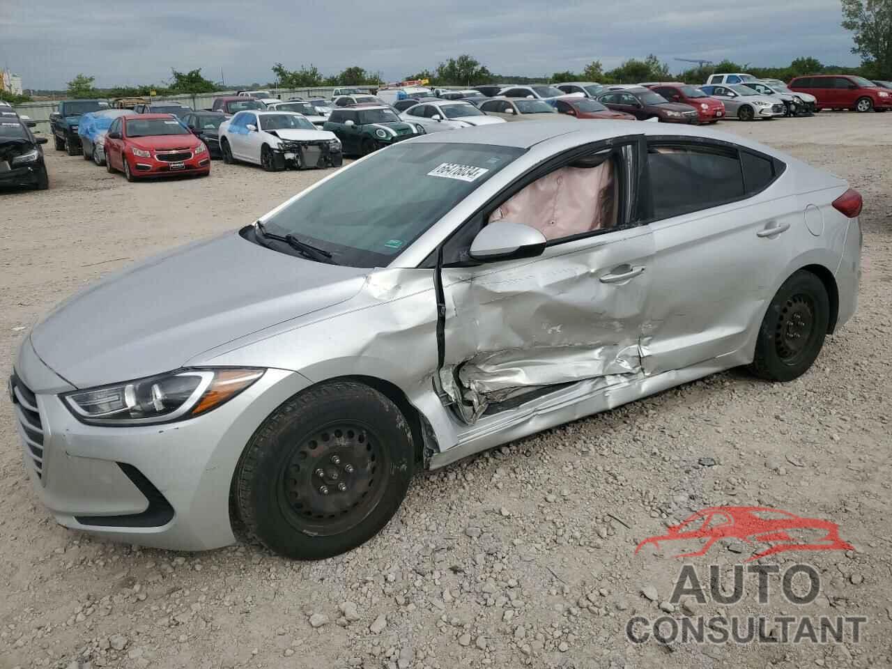 HYUNDAI ELANTRA 2018 - 5NPD74LF9JH369674