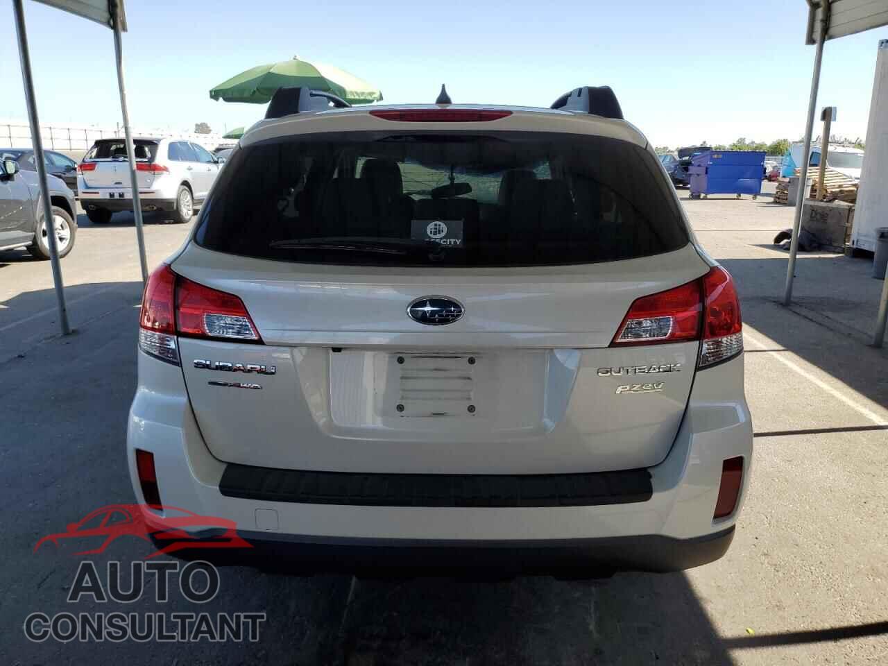 SUBARU OUTBACK 2014 - 4S4BRBLC5E3280371