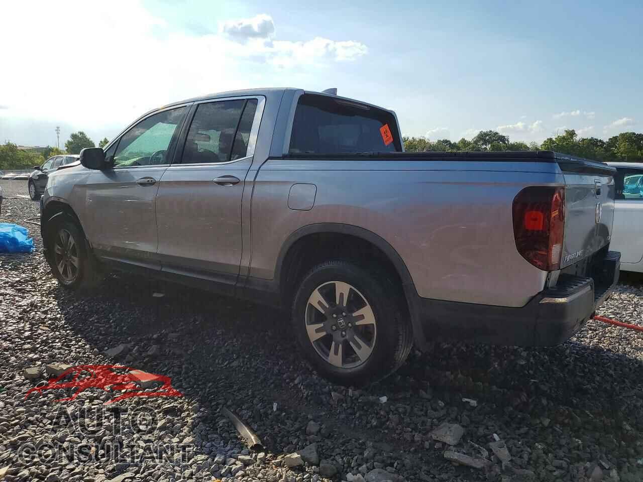 HONDA RIDGELINE 2017 - 5FPYK3F66HB039173