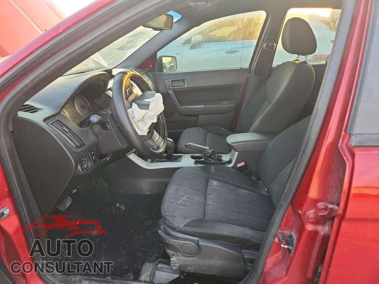 FORD FOCUS 2011 - 1FAHP3FN1BW117210