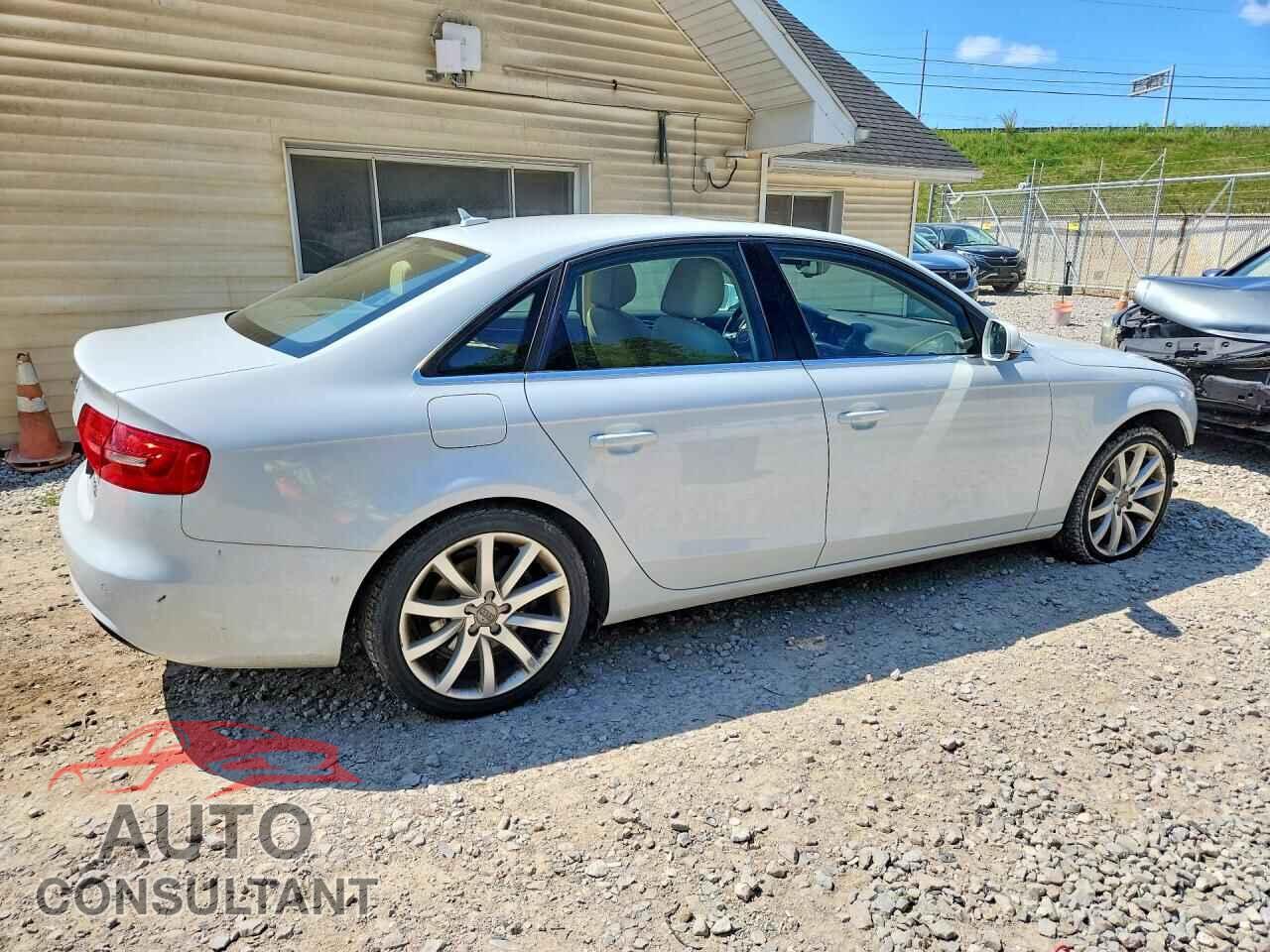 AUDI A4 2013 - WAUFFAFL8DN016971