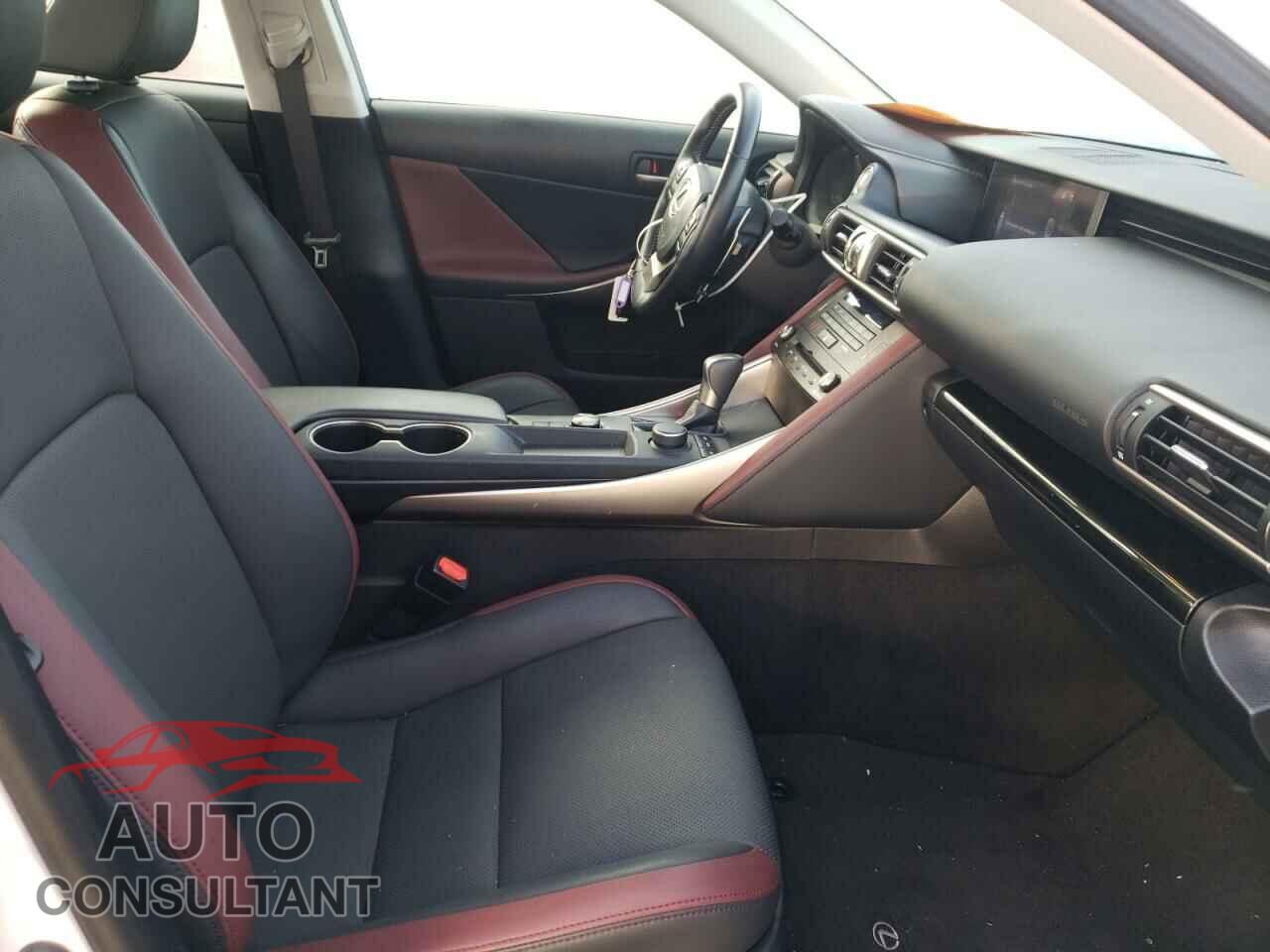 LEXUS IS 2019 - JTHBA1D28K5091997