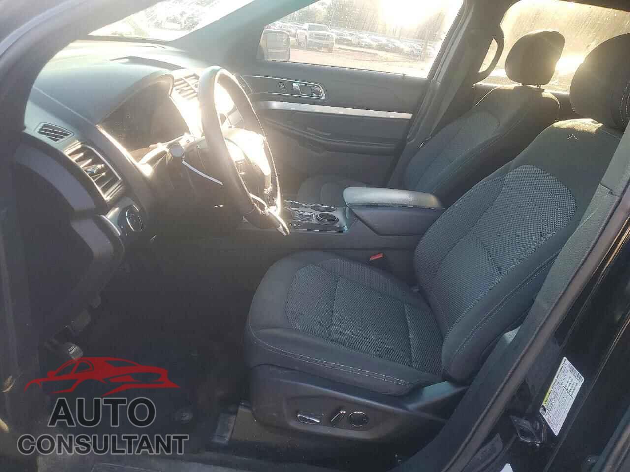 FORD EXPLORER 2017 - 1FM5K7D80HGA43356