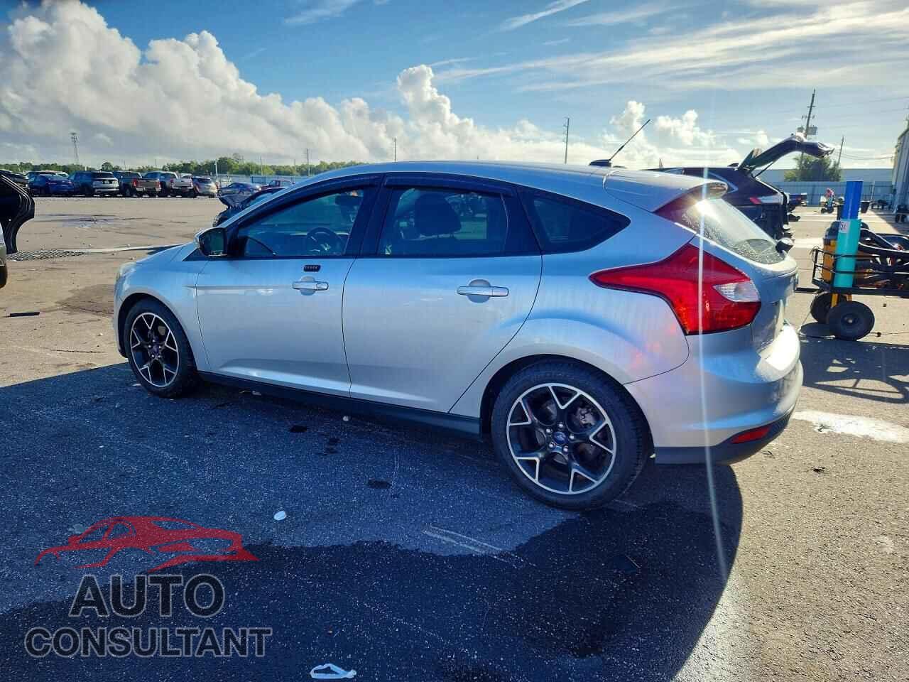 FORD FOCUS 2014 - 1FADP3K23EL221861