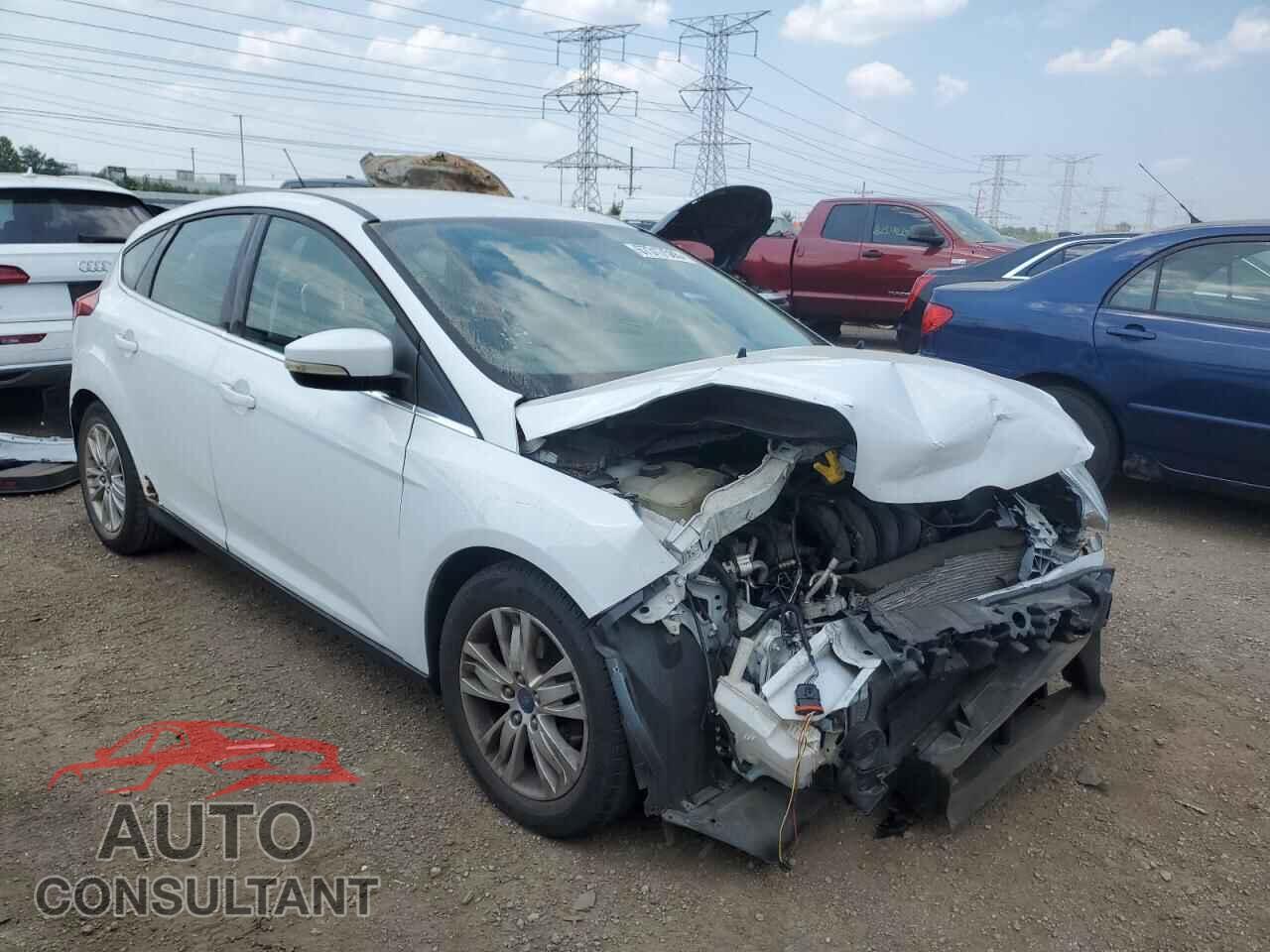 FORD FOCUS 2012 - 1FAHP3M24CL266240